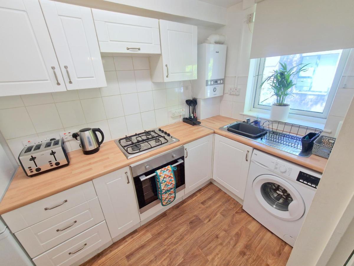 Апартаменти Flat In Battersea, 5 Minutes From Clapham Junction Station Лондон Екстер'єр фото