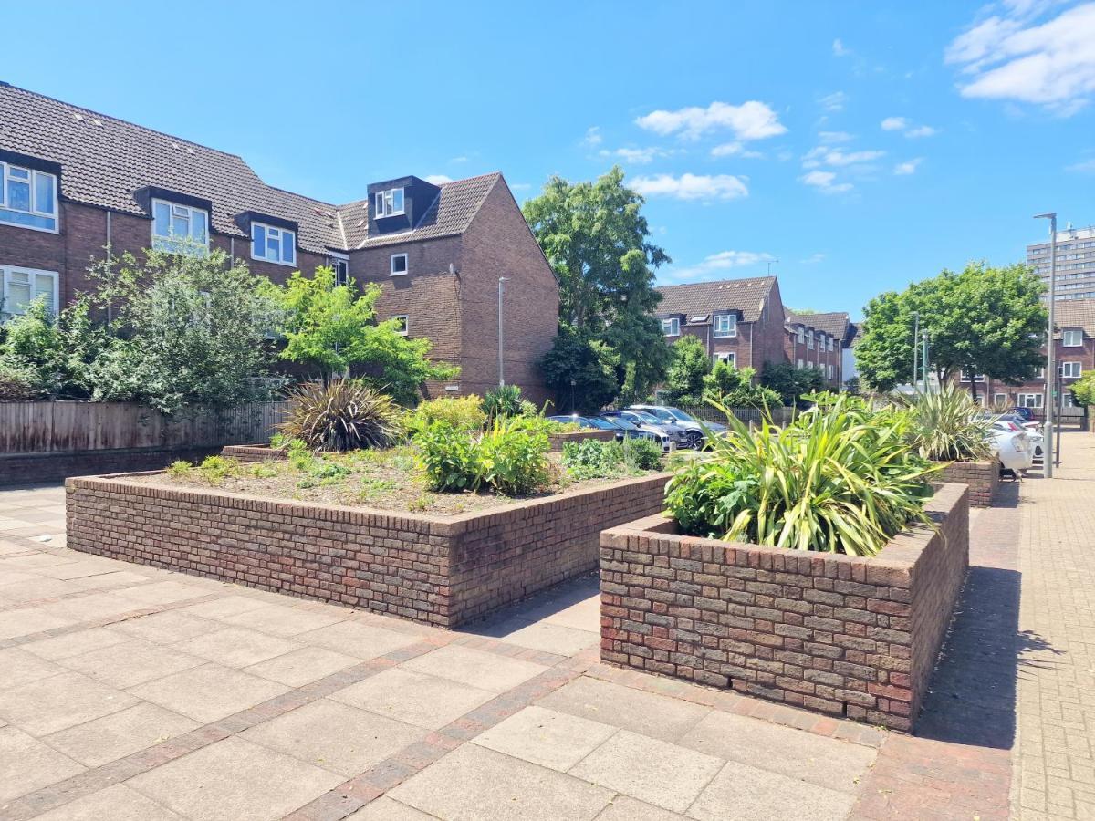 Апартаменти Flat In Battersea, 5 Minutes From Clapham Junction Station Лондон Екстер'єр фото